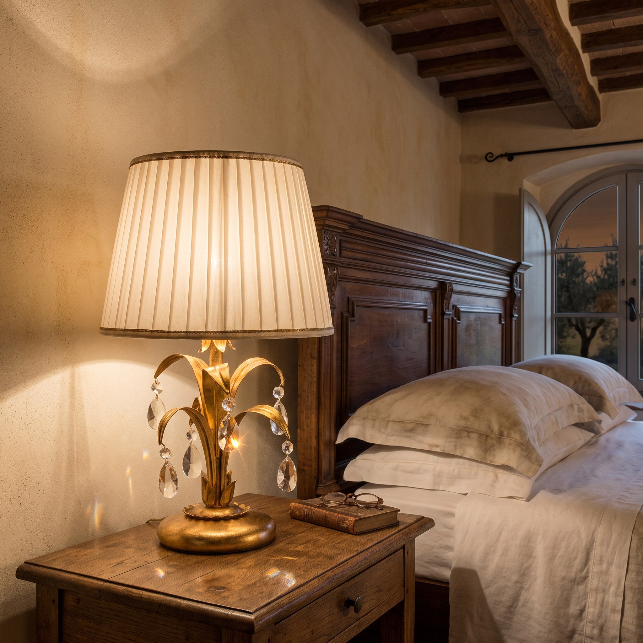Arezzo Tischleuchte im Toskana-Ambiente #all:2