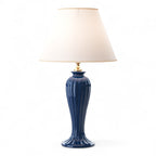 Lunatre Eleganza Blu – handgefertigte Tischlampe aus Italien #color:blu #shade:beige